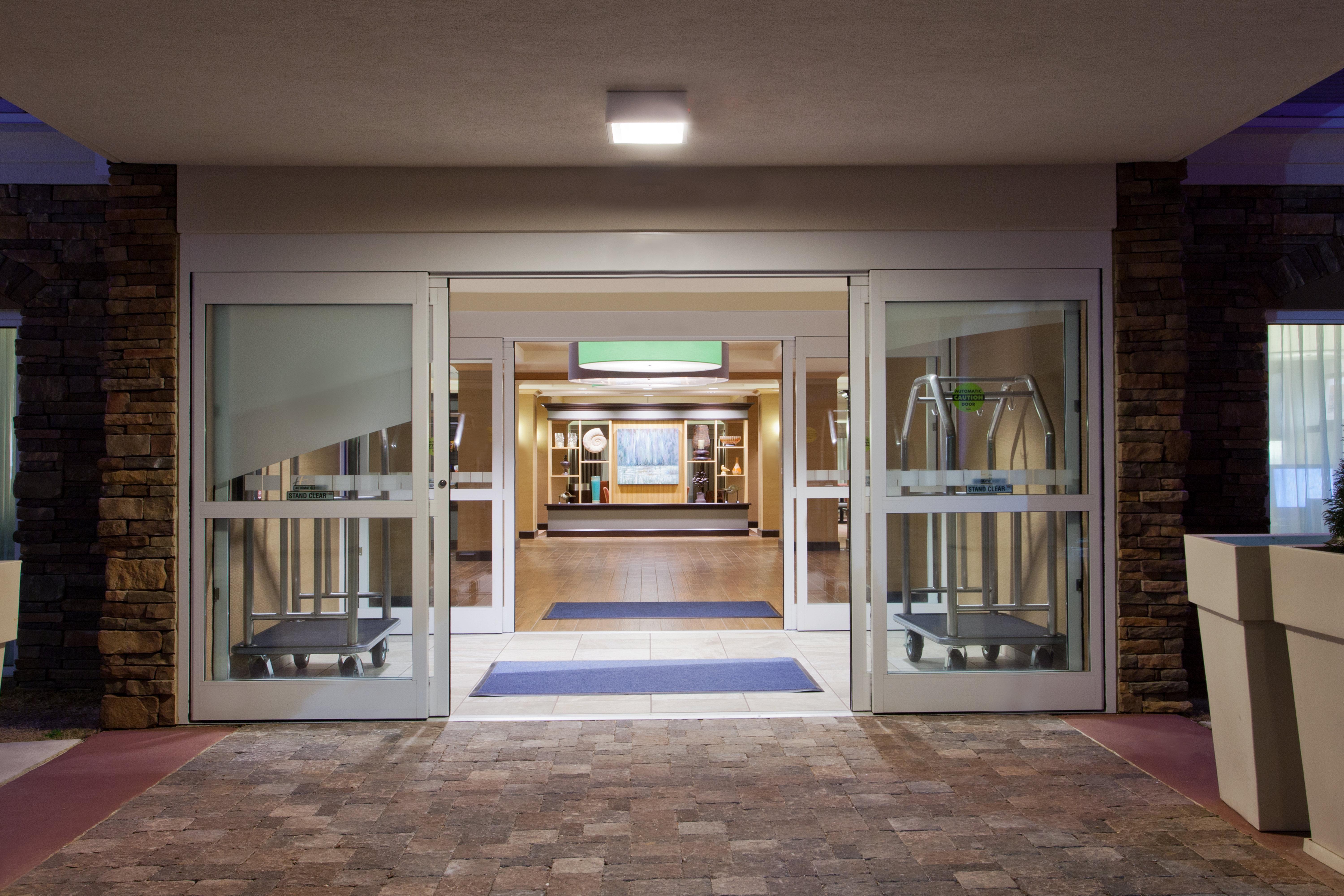 Holiday Inn Express Hotel & Suites Huntsville West - Research Park By Ihg Exterior foto
